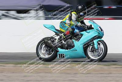 media/Oct-05-2025-CVMA (Sun) [[beeef4f201]]/Race 2-Supersport Middleweight/